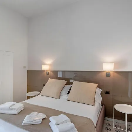 Fiorentina Hotel Naples