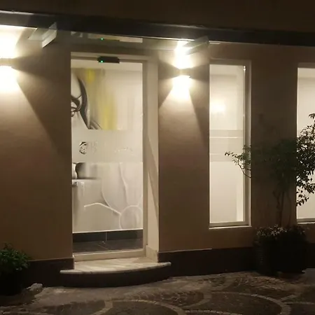 ホテル フィオレンティーナ 2*